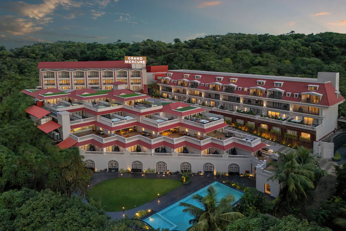 Gourmet Staycations: Overnight Fine Dining Experience