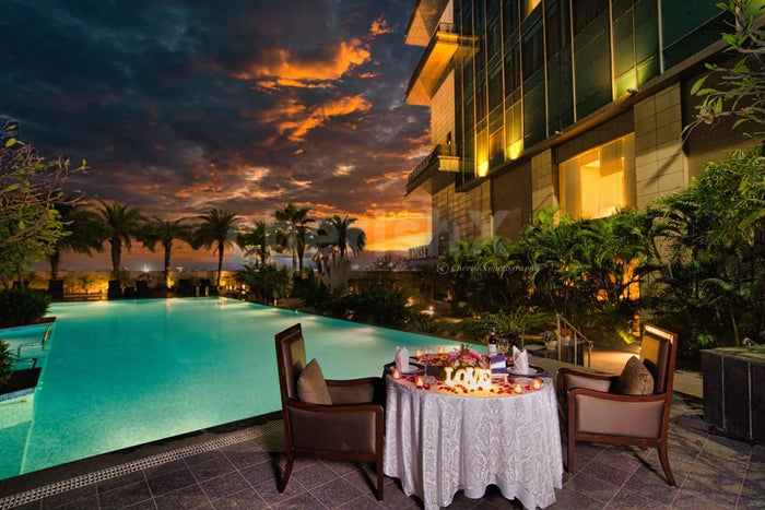 Poolside Dining by Crowne Plaza