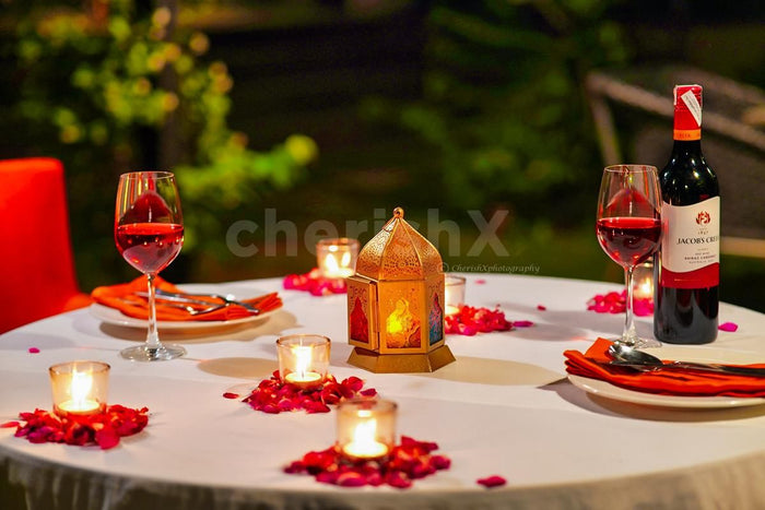 Couple's Outdoor Dining at Hyatt