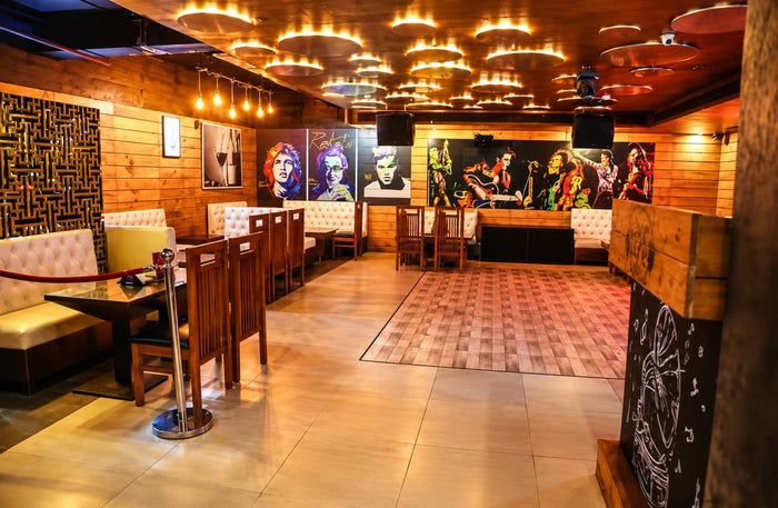 21 Shots - Captivating Dining Experience for Two at 2 Locations in Gurugram