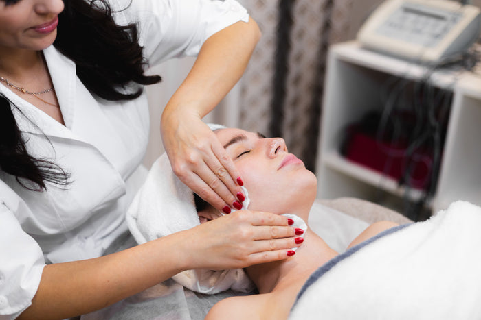 Rejuvenating 15-Minute Full Body Polishing Experience at Zivaya Spa, Wyndham Grand, Udaipur