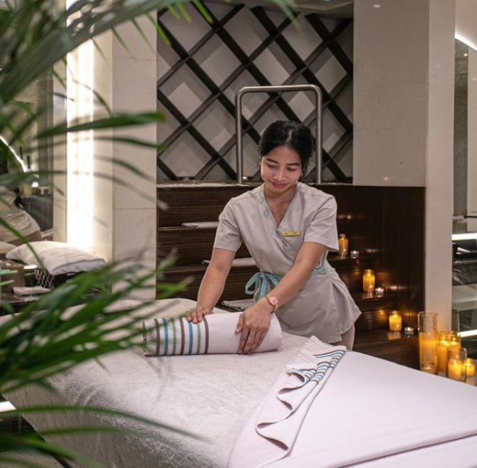 5-Star Spa Gift Box: Premium Massage & Luxurious Amenities at 30+ Iconic Spas | at Wondergifts
