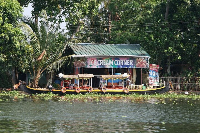 Premium Relax In a Backwaters - A Two-night Excursion From Cochin With Private Transfers