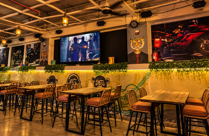 Curious Mug Greater Noida West - Delightful Rooftop Dining Experience with Live Music for Two