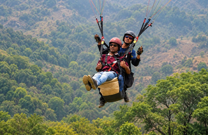 Paragliding Adventure Gift Box: Choose from 15+ Breathtaking Flying Experiences Across India