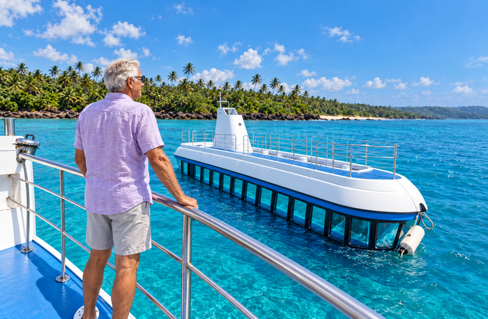 GRANDDAD Forever Legend Gift Box: Make His Day Special with 500+ Memorable Experiences