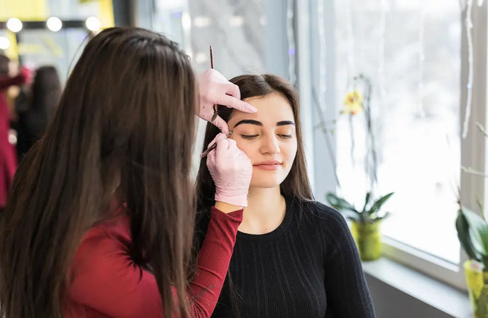 Precise 15-Minute Solo Eyebrow Threading Experience at The Qalm Spa & Salon - Indore Marriott Hotel