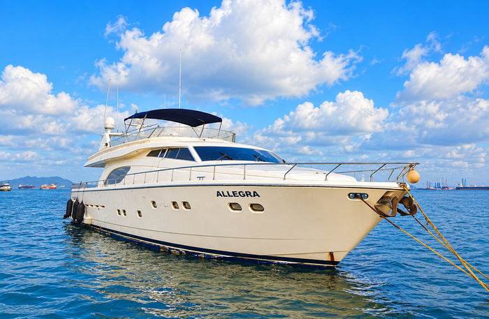 Luxurious Private Azimut 38 Yacht Cruising Experience on the Arabian Sea in Mumbai for Up to 12 People