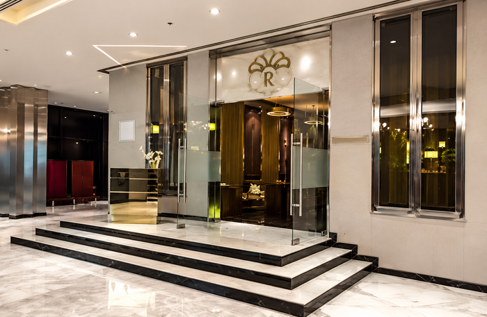 Radisson Blu ORO New Delhi - Stylish Cocktails & Gourmet Bar Bites for Two