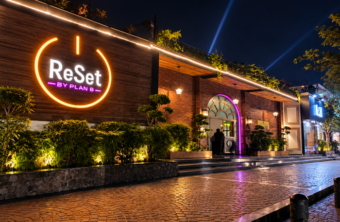 ReSet by Plan B Gurugram - Lively BYOB Dining Experience for Two