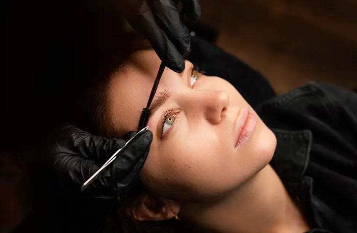 Precise 15-Minute Solo Eyebrow Threading Experience at The Qalm Spa & Salon - Indore Marriott Hotel