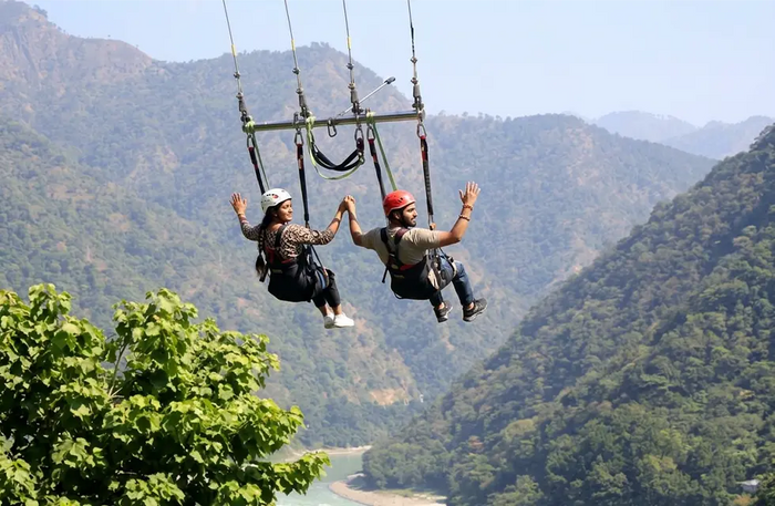 Rishikesh Thrill Combo: Bungee Jump, Giant Swing and SCAD Jump Adventure