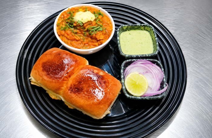Shreejee Greater Noida - Flavourful Vegetarian Dining Experience for Two