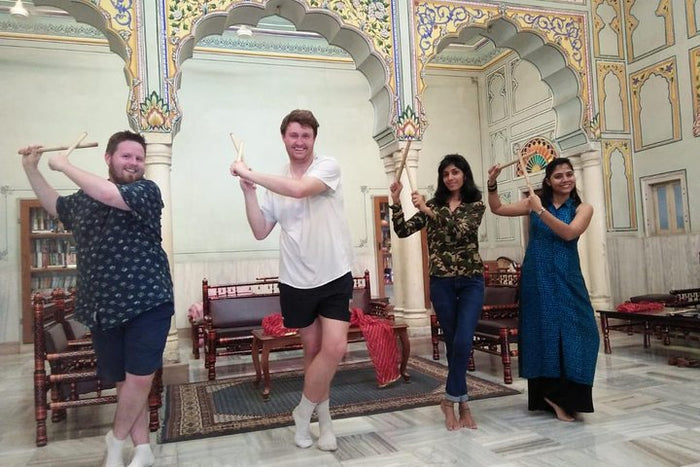 Premium Bollywood Dance Class - Groove and shake on Hindi Movie hits !