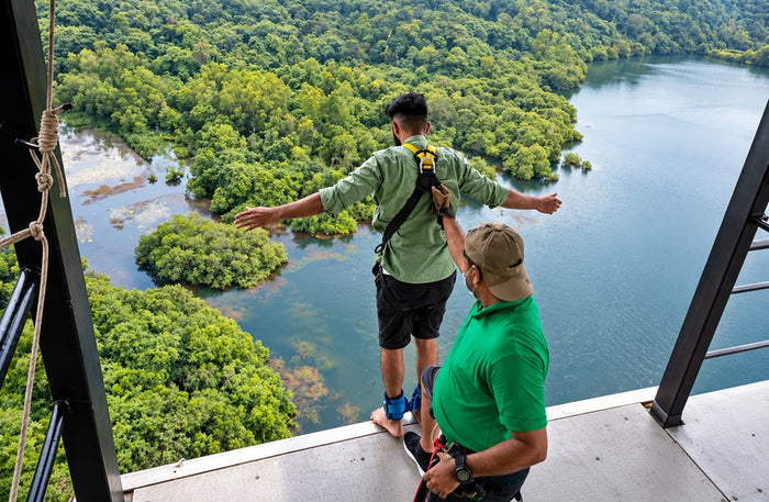 Action-Packed Bungee Jump Gift Box: Choose from 30+ Bungee Jump, SCAD Jump, Giant Swing Experiences Across India