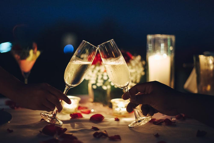 Memorable Dining Gift Box: Romantic Evenings for Two at 60+ Premium Venues