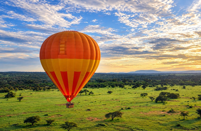 Hot Air Balloon Adventure Gift Box: Discover Stunning Landscapes from the Skies Across India