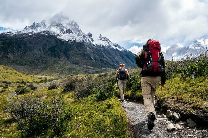 Romantic Mountain Top Hike and Camping Experience in Himachal for Couples