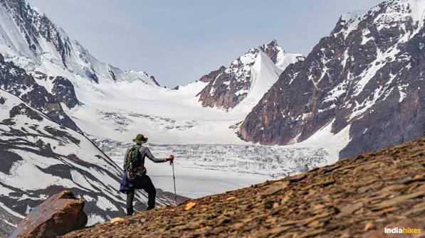 Romantic Mountain Top Hike and Camping Experience in Himachal for Couples