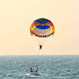 Parasailing in Havelock