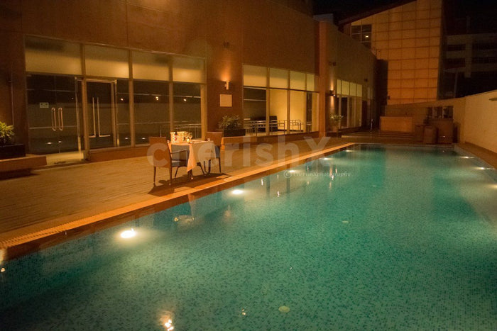 Poolside Candlelight Dining at Radisson