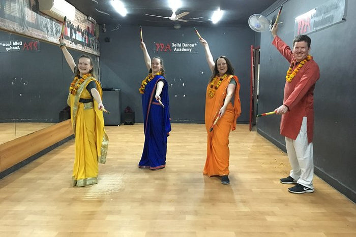 Immersive Learn to Dance like a Bollywood Star