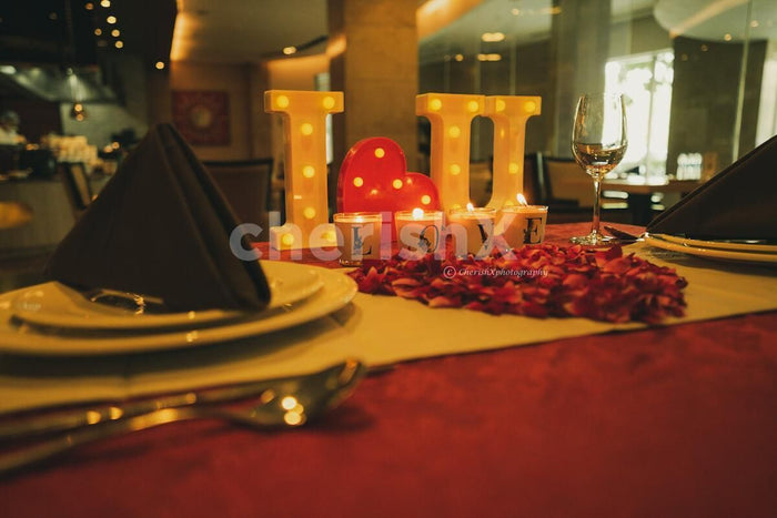Romantic Lunch by Radisson