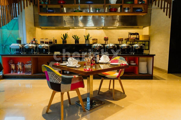 Romantic Dining by Golden Tulip