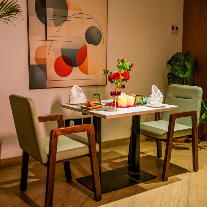 Intimate Date Dining At Ramada