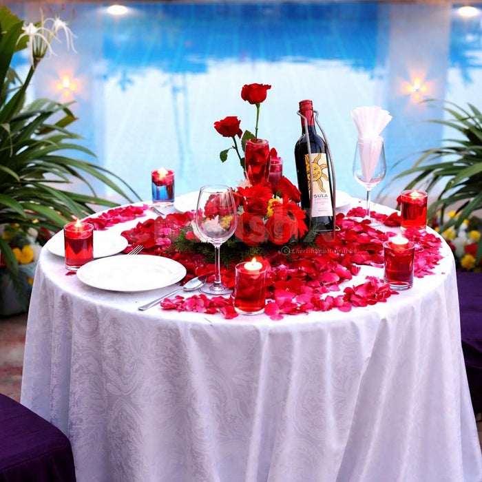 Romantic Poolside Candlelight Dinner At The Plaza