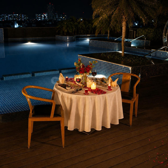 Premium Poolside Dining by Radisson