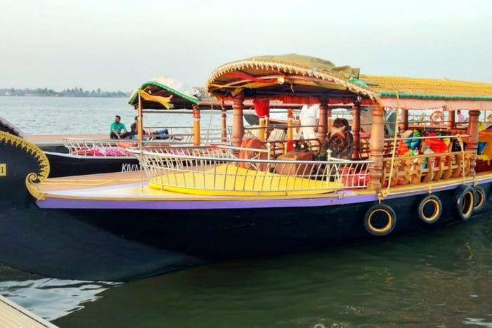 Signature From Cochin Port: Backwaters by Shikara (Covered Canoe Boat) & Chinese Nets