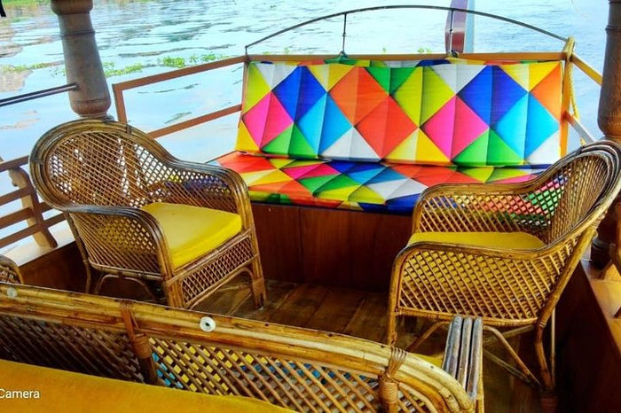 Signature From Cochin Port: Backwaters by Shikara (Covered Canoe Boat) & Chinese Nets