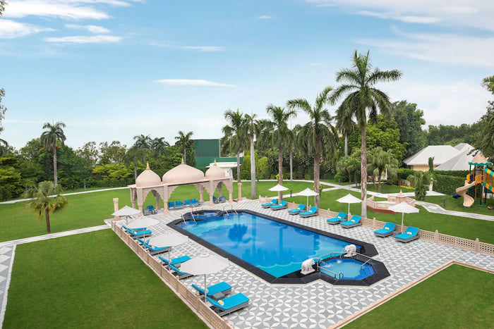 Luxury Stays: Overnight Premium 5-Star Getaway