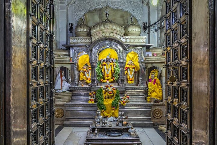 Signature Divine Trail: Pilgrimage from Indore to Ujjain