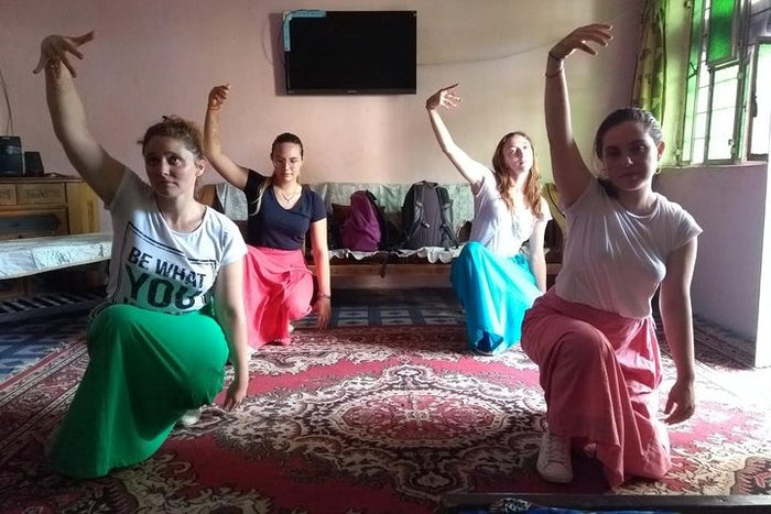 Premium Bollywood Dance Class in Jaipur Ã¢â‚¬â€œ Includes Hotel Transfers