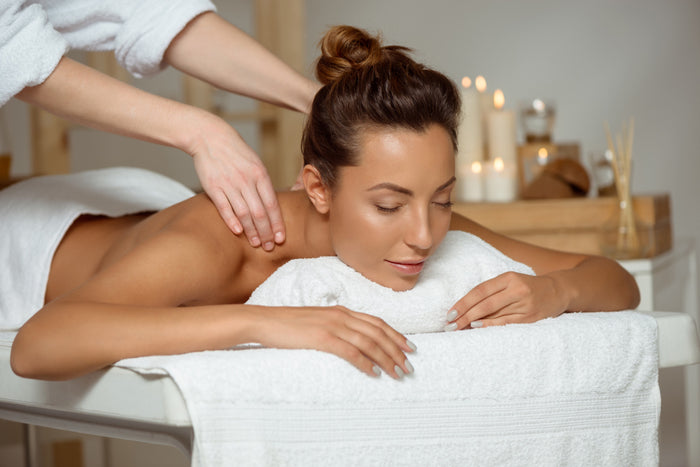 Relaxing 60-Minute Lomi Lomi Massage Experience for One at Zyrra Spa Thane