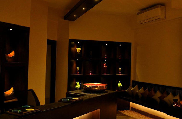 Four Fountains Spa Massage Gift Box: Relaxing Wellness Experiences Across India