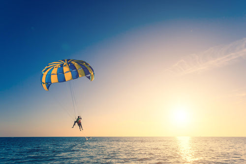 Parasailing in Havelock