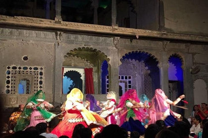 Delectable Evening Excursion: Bagore Ki Haveli Dance Show in Udaipur with Dinner