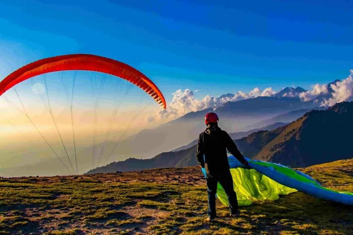 Paragliding in Solang Valley, Manali