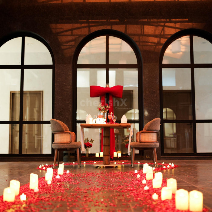 Private Courtyard Love Affair Dining by Holiday Inn