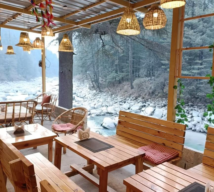 Riverside Israeli Lunch & Local Apple Wine Tasting Experience in Kasol