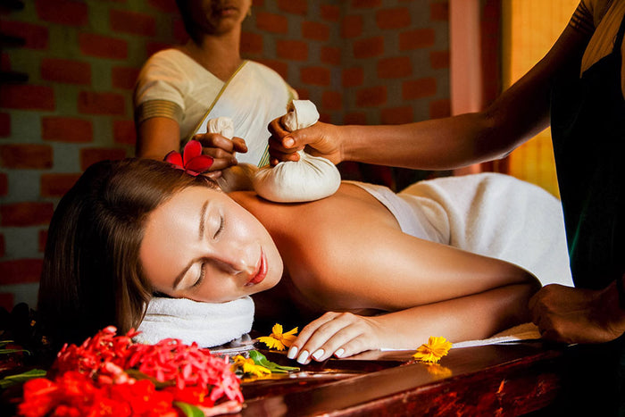 Relaxing 60-Minute Podikizhi Ayurvedic Treatment Experience for One at Ayurville – Ayurvedic Treatment & Spa Kochi