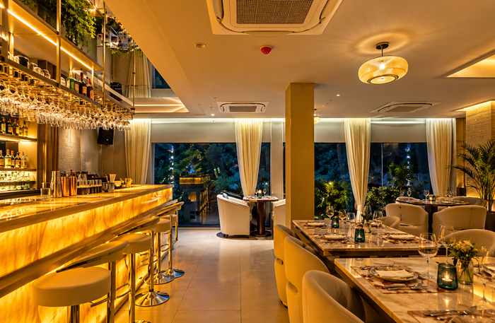 La Isla New Delhi - Vibrant Vegetarian Dining Experience for Two
