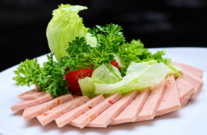 Radisson Blu Level 2 New Delhi - Indulgent Sunday Brunch for One