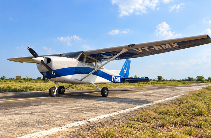 Thrilling Private Cessna Flight Experience over Mumbai