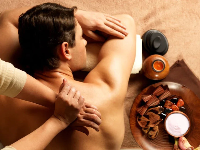 Relaxing Moments Gift Box - One-Hour Massage at One of 50 Top-Tier Spas |  at Wondergifts