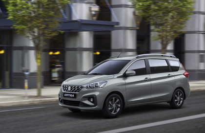 Thrilling AC Ertiga Car Rental in Srinagar
