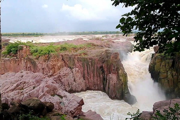 Premium Private 5-Hour Safari from Khajuraho to Raneh Falls Canyon